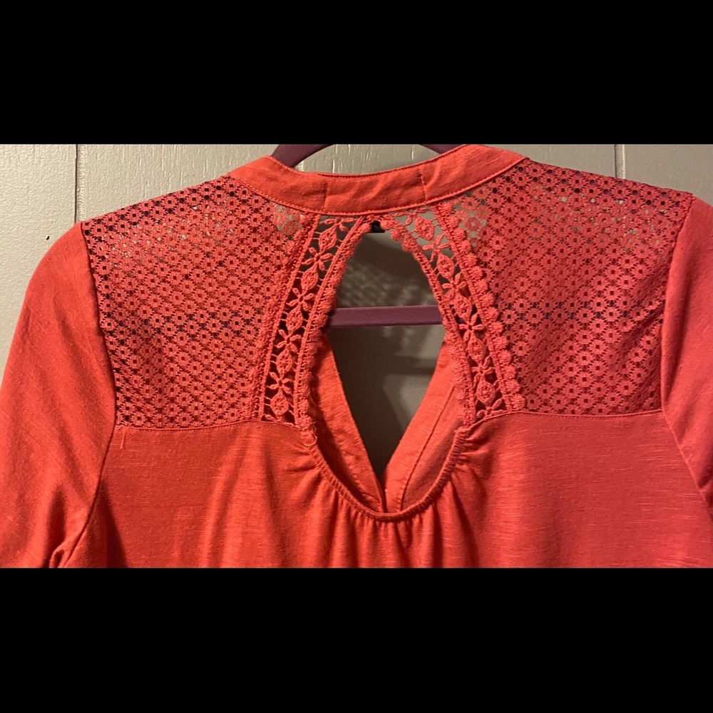 Leave button down - Picture 2 of 2
